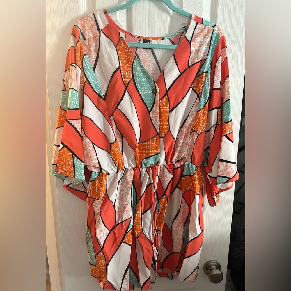 Multicolored cute summer romper! Never worn !